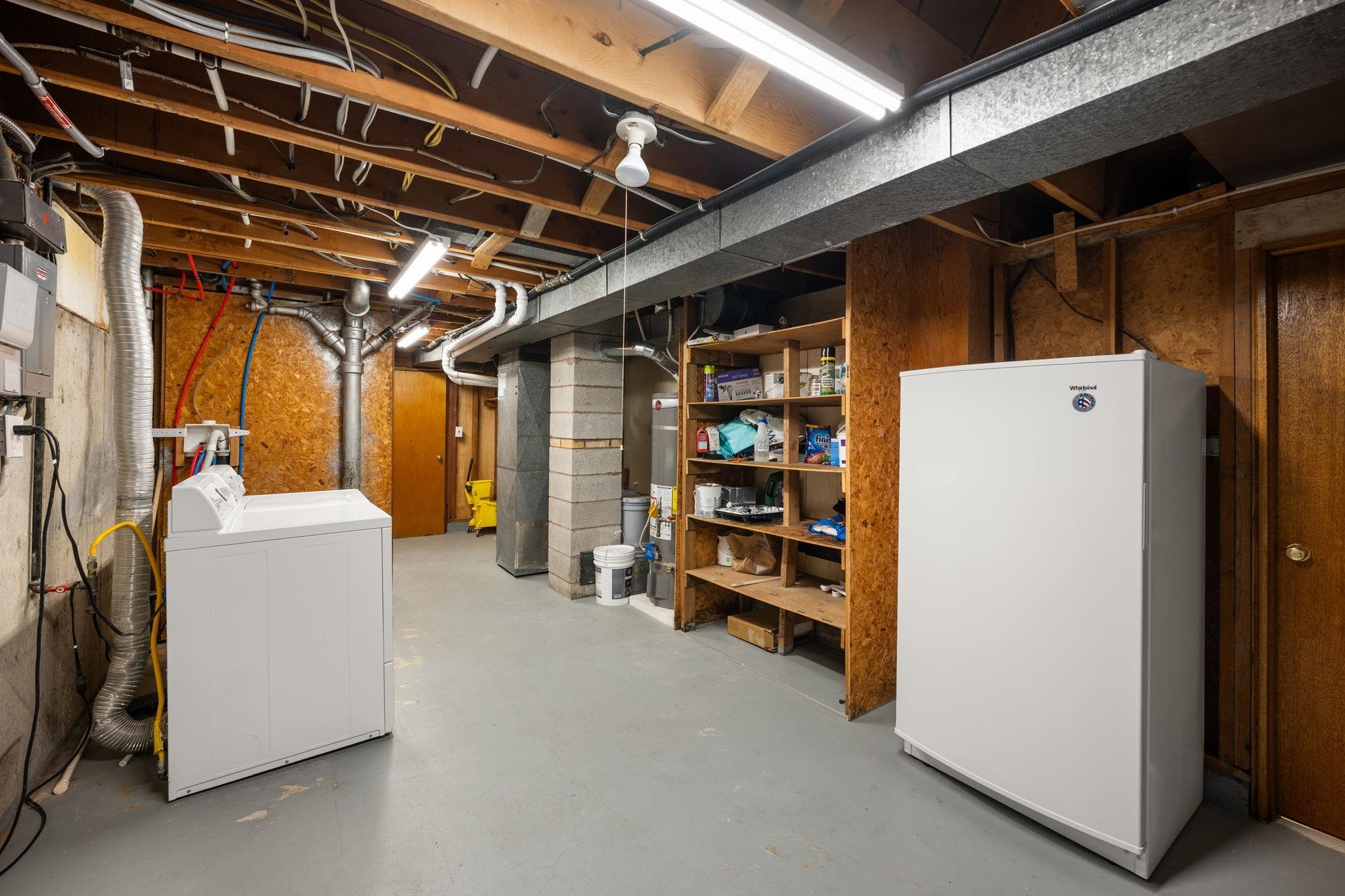 3917 W Heroy Ave - Photo 24