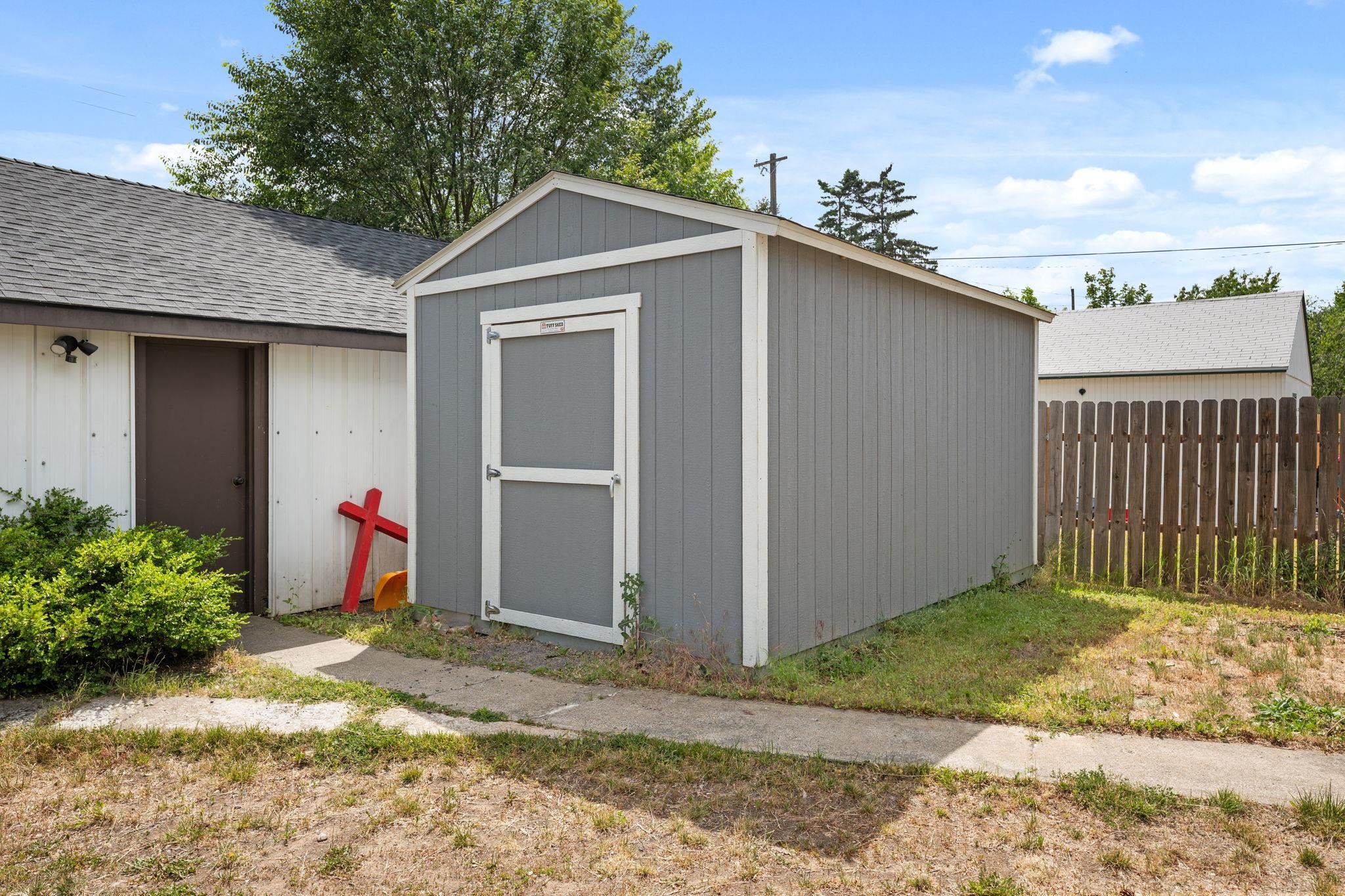 3917 W Heroy Ave - Photo 30