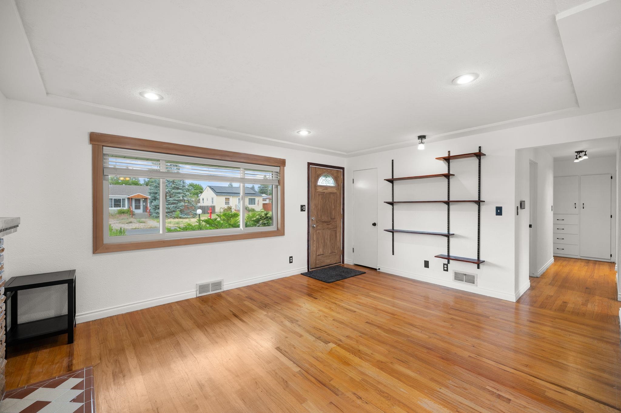 3917 W Heroy Ave - Photo 9