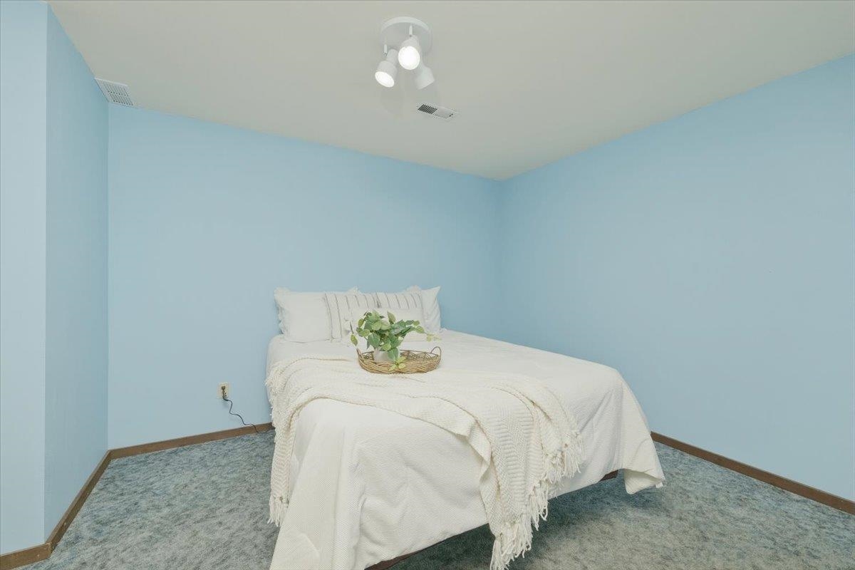 3403 E Buckley Ct - Photo 22