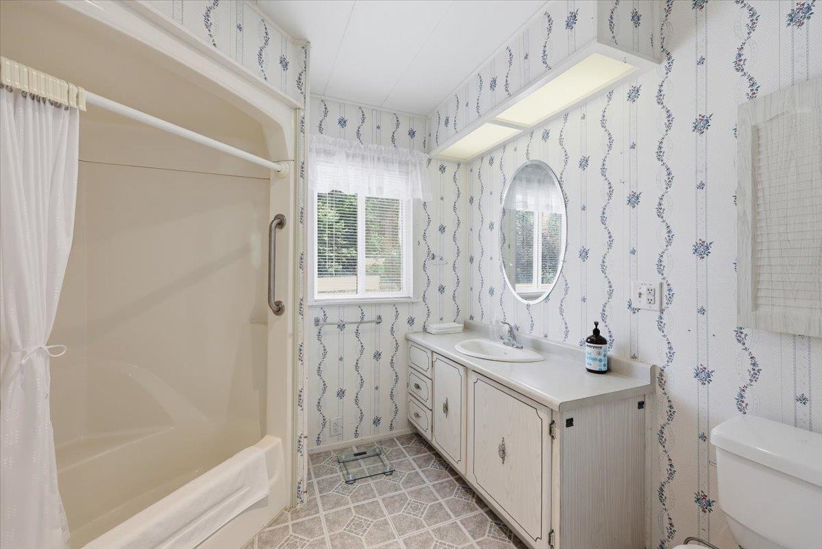 3231 W Boone, 506 - Photo 12