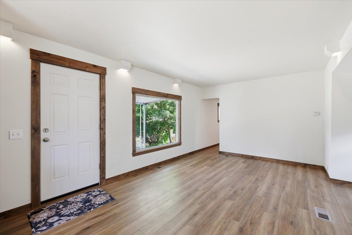 3231 W Boone, 519 - Photo 10