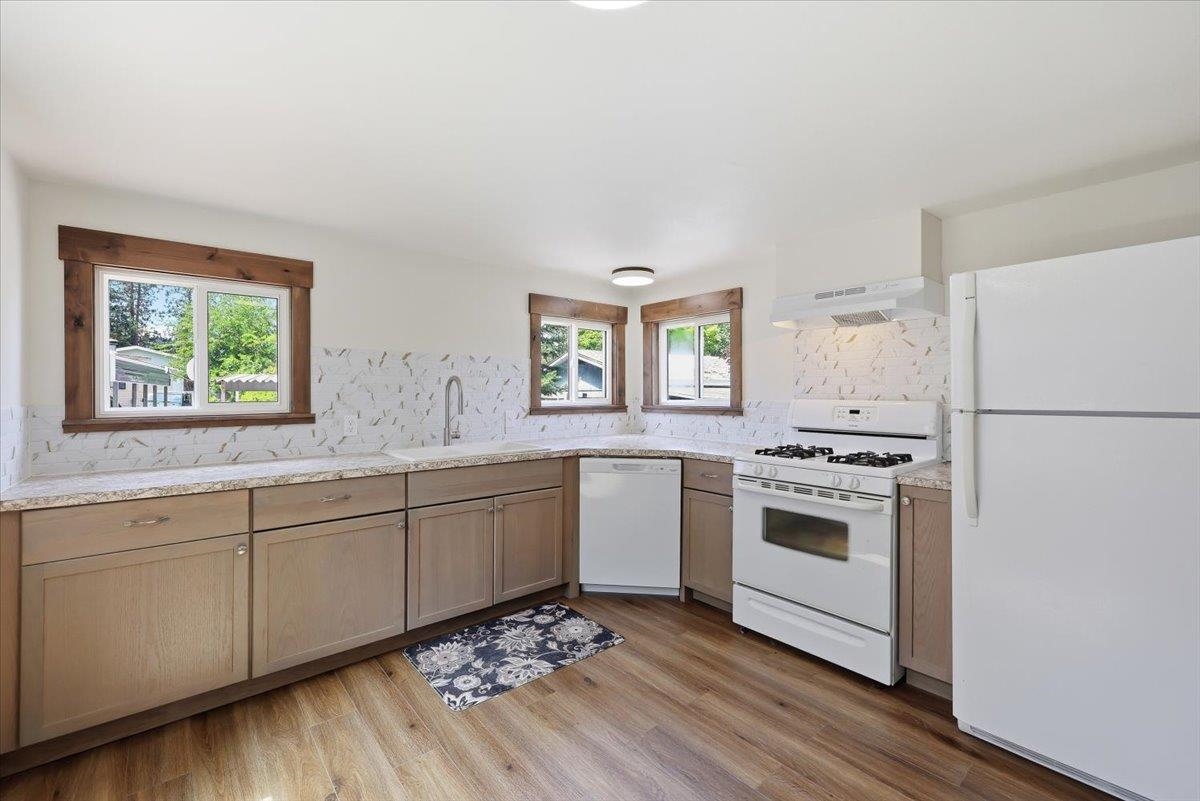 3231 W Boone, 519 - Photo 14
