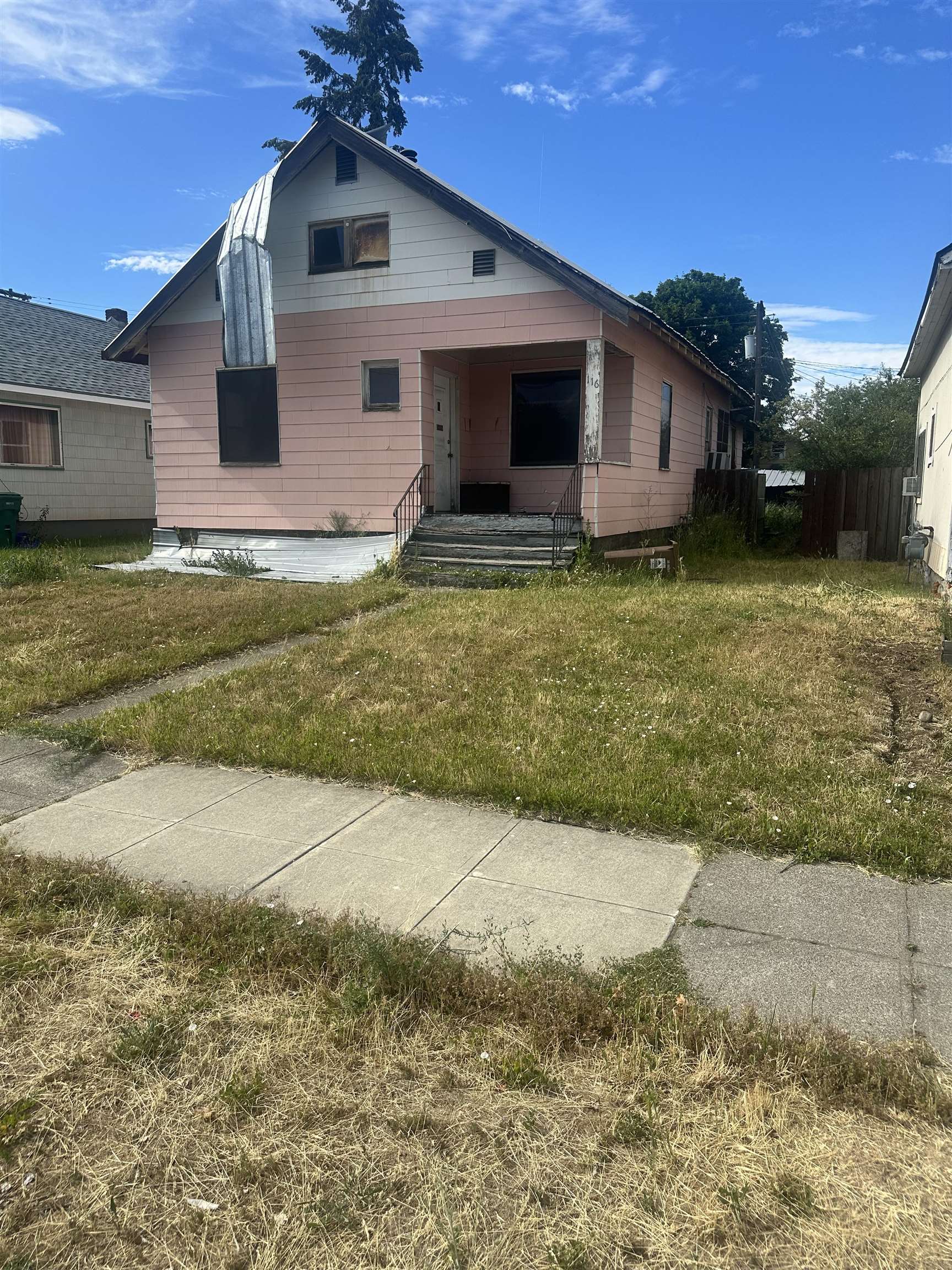 116 W Mansfield Ave - Photo 1