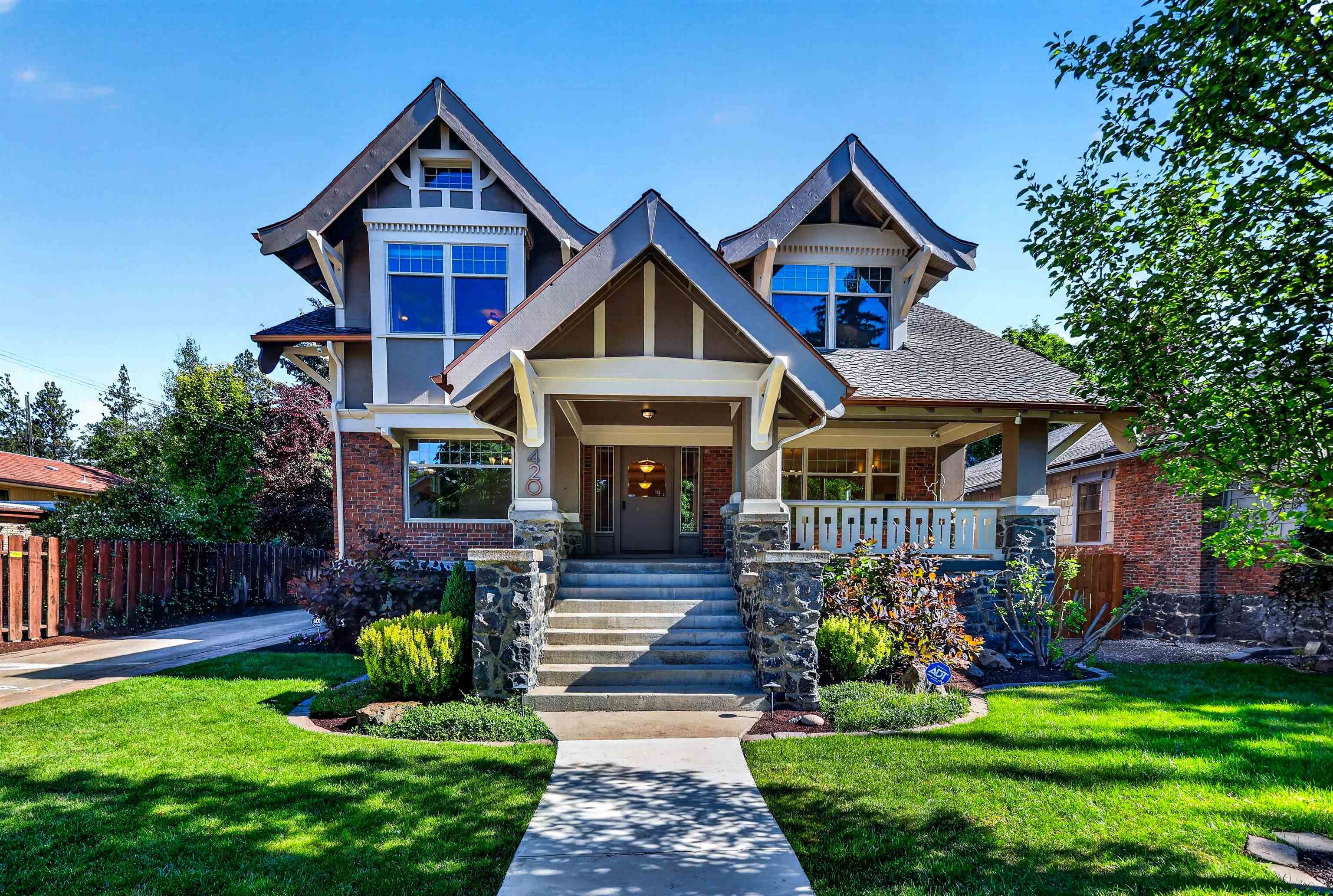 420 W 14th Ave - Photo 1