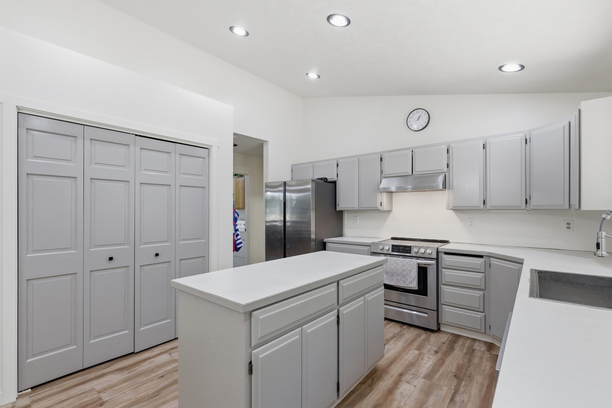 37106 N Muehle Rd - Photo 8