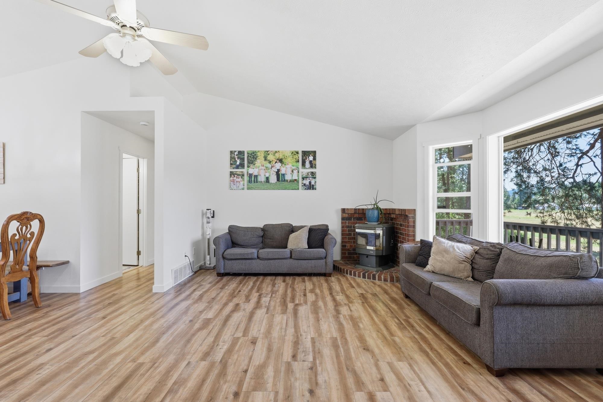 37106 N Muehle Rd - Photo 4