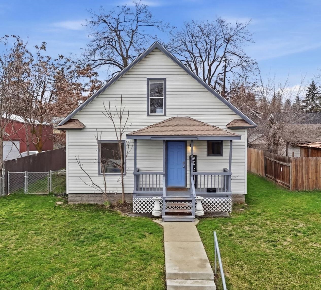 1208 W Providence Ave - Photo 1