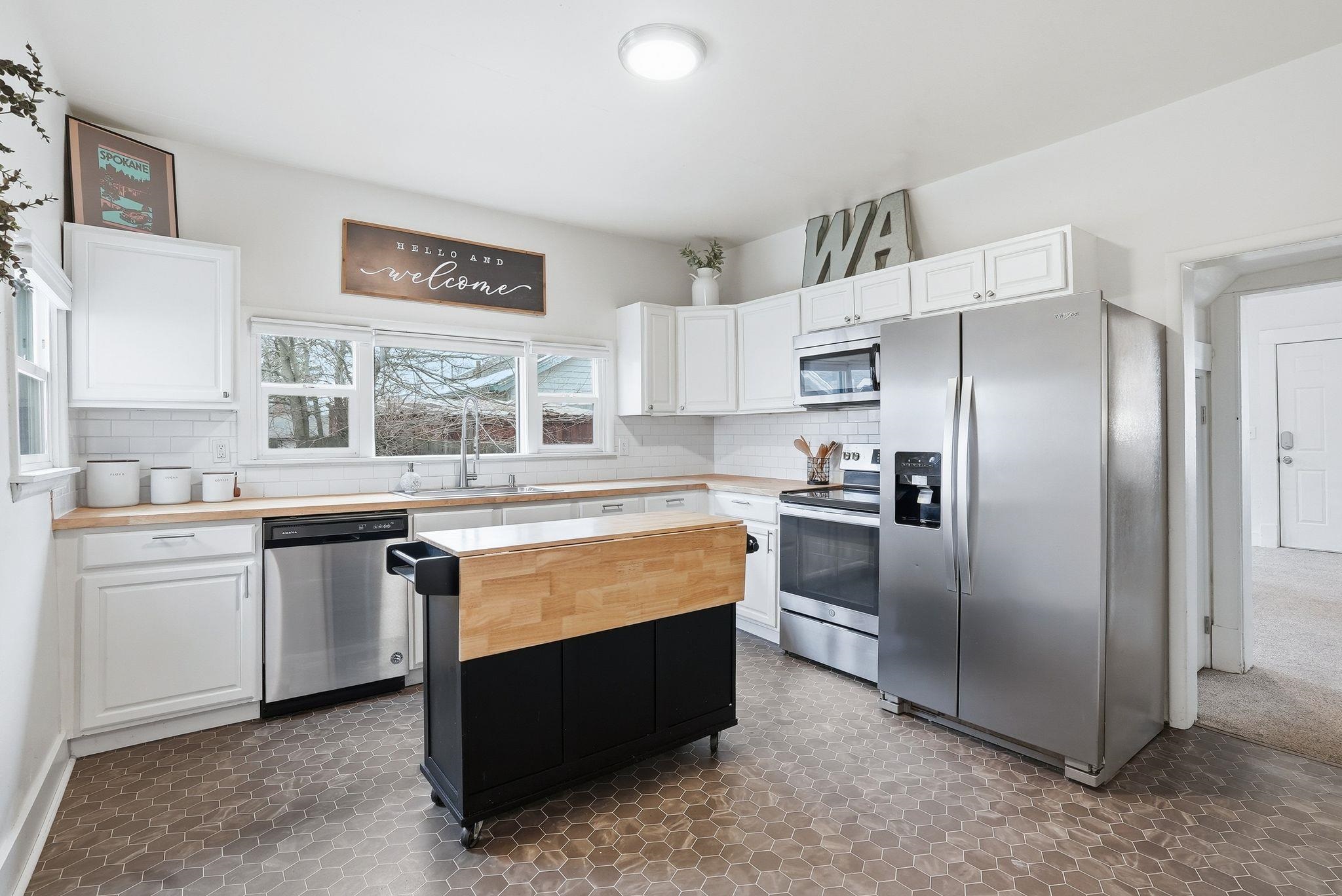 1208 W Providence Ave - Photo 7