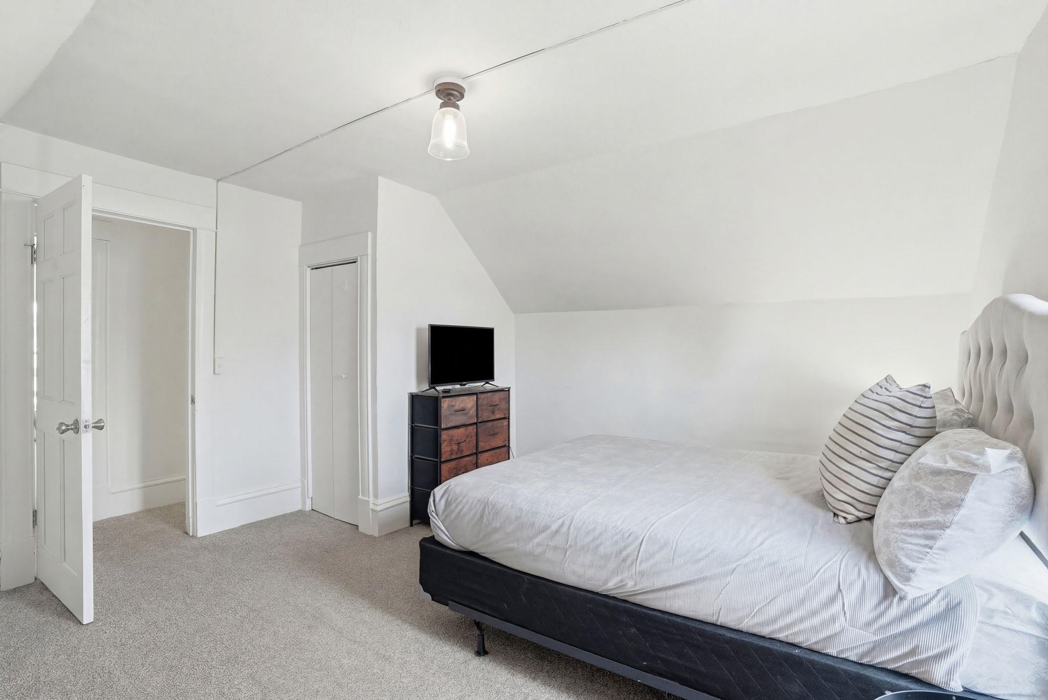 1208 W Providence Ave - Photo 14