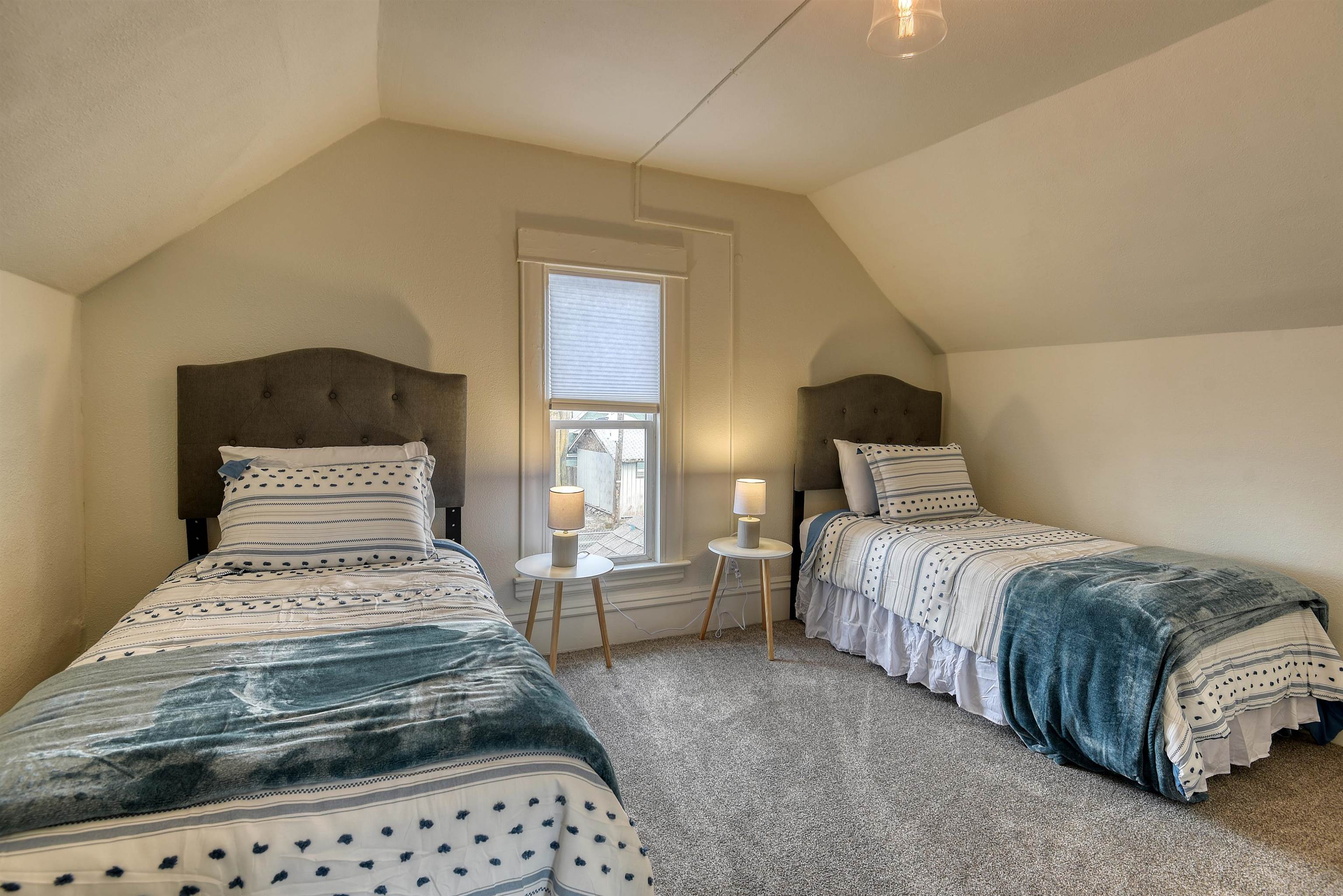 1208 W Providence Ave - Photo 15