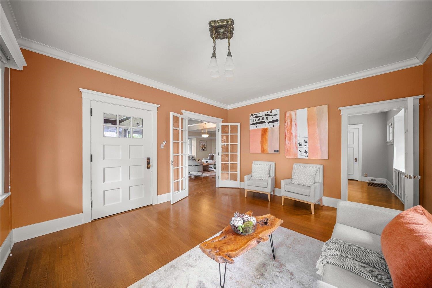 109 W Sumner Ave - Photo 4