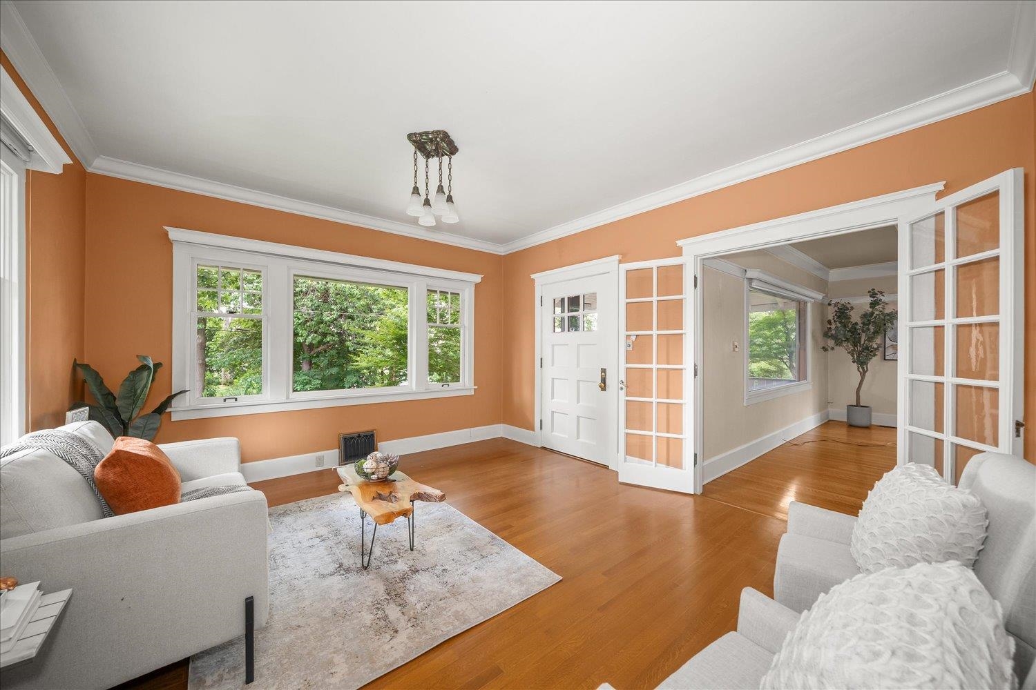 109 W Sumner Ave - Photo 5