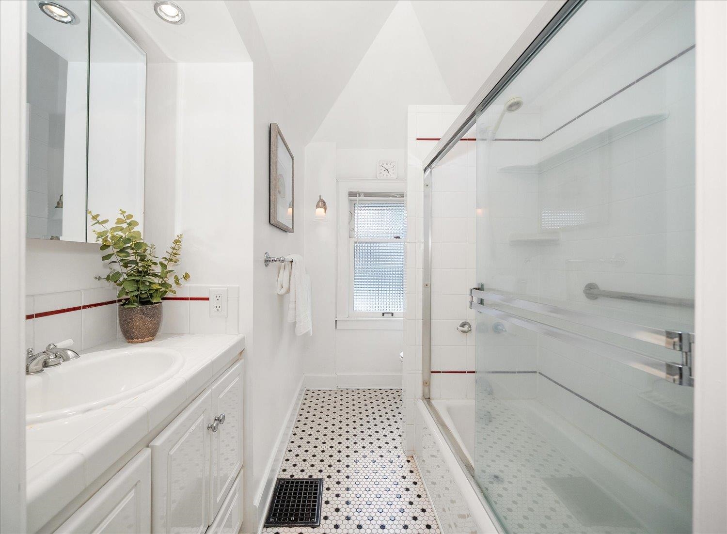 109 W Sumner Ave - Photo 31
