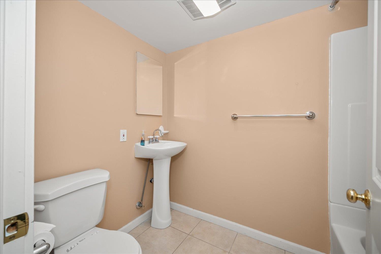 109 W Sumner Ave - Photo 34