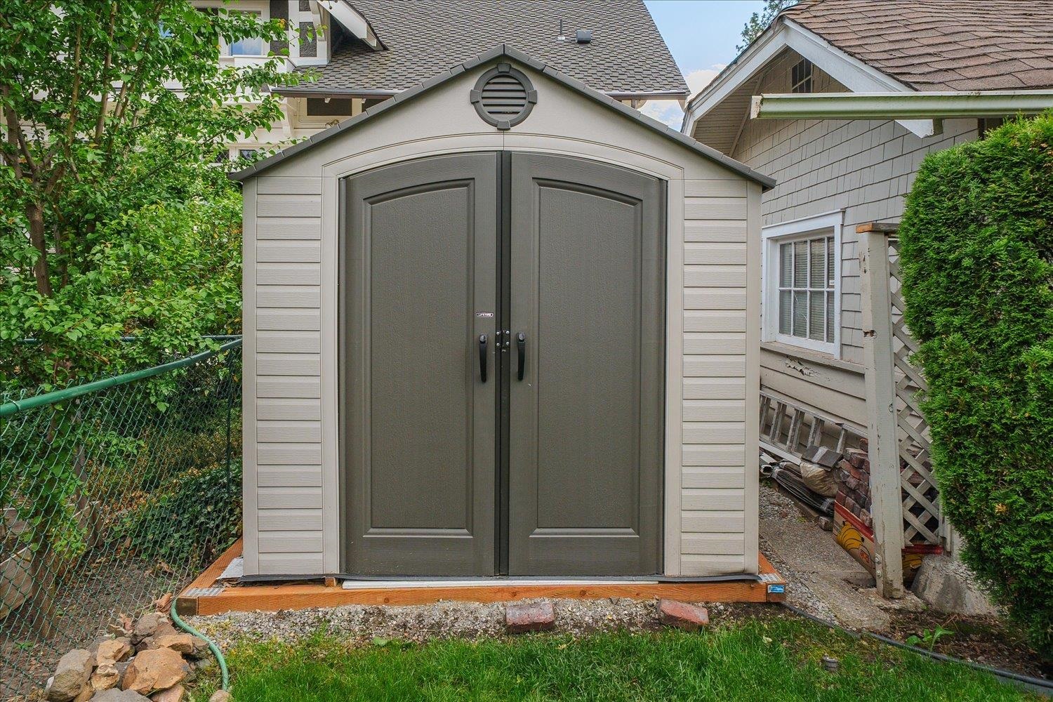 109 W Sumner Ave - Photo 39