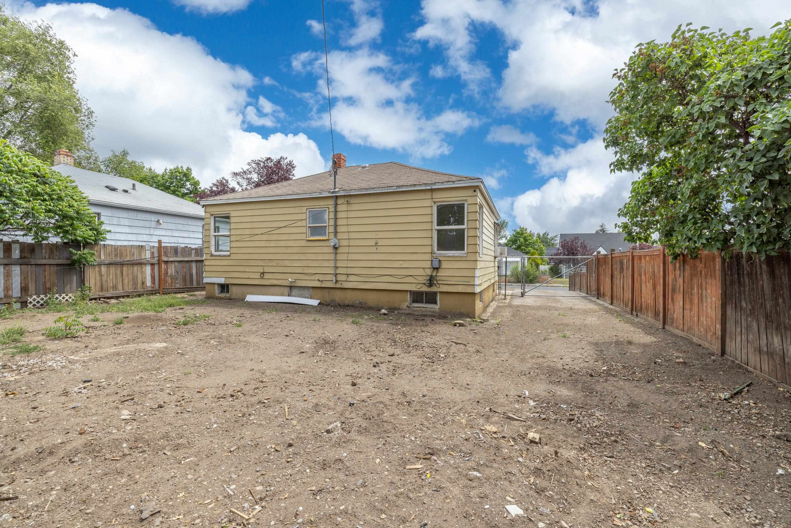 1643 E Rockwell Ave - Photo 16