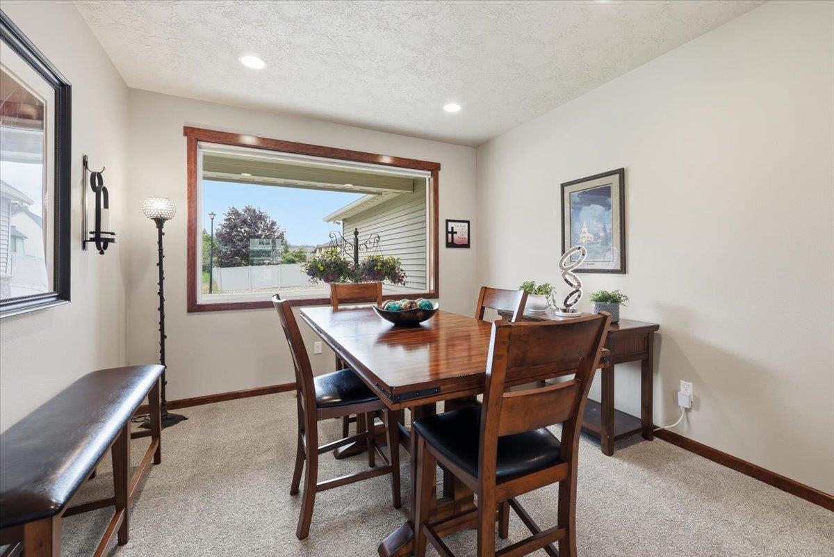 16507 E 10th Ln - Photo 9