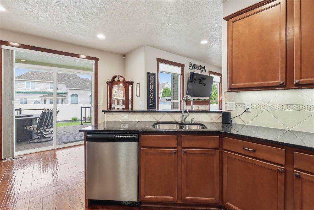 16507 E 10th Ln - Photo 16