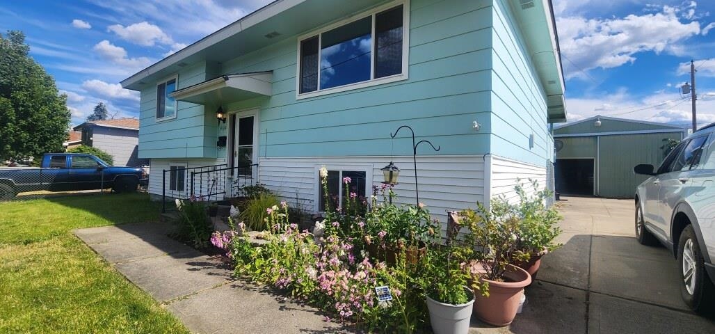4104 E Marietta Ave - Photo 2