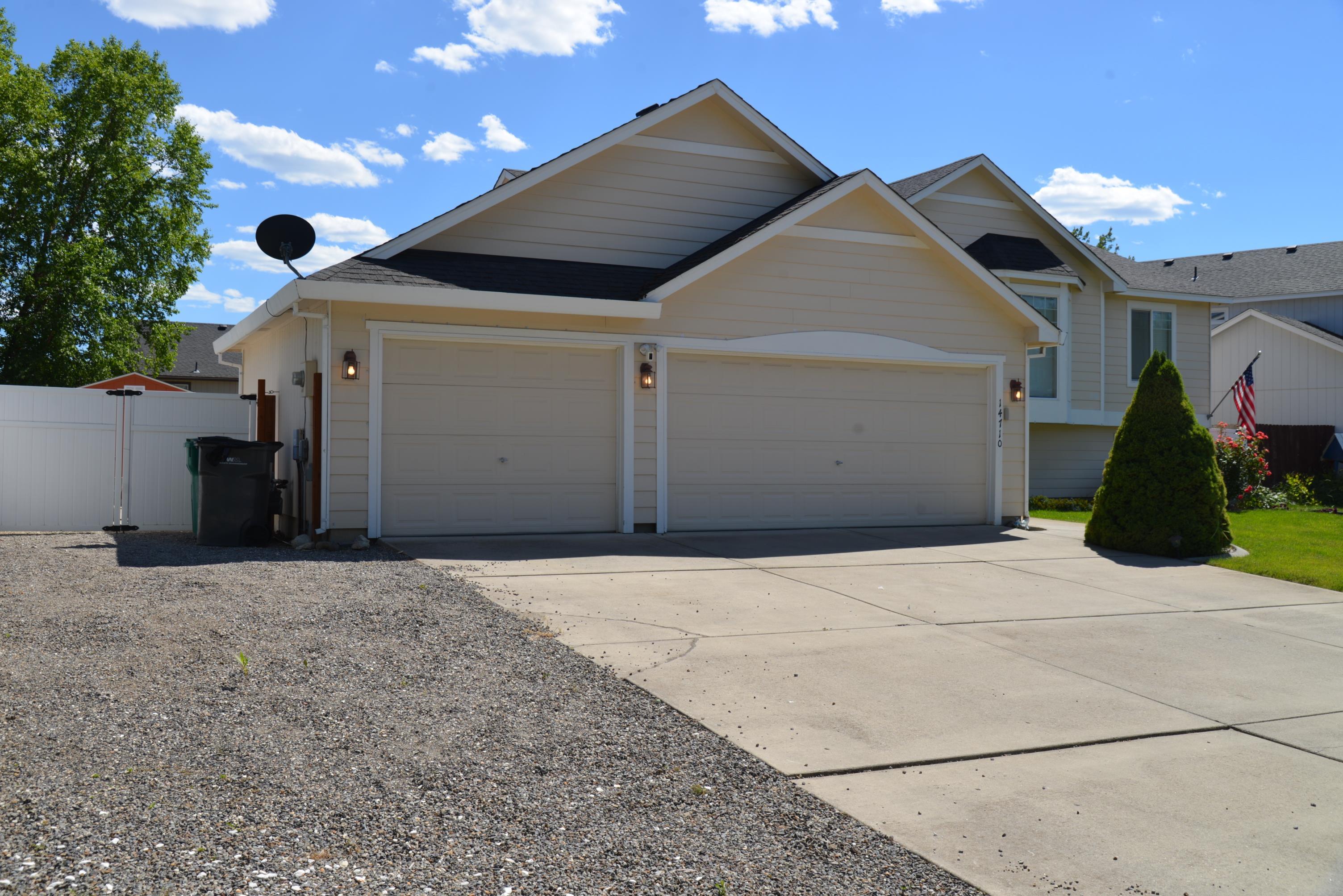 14710 E Crown Ave - Photo 3