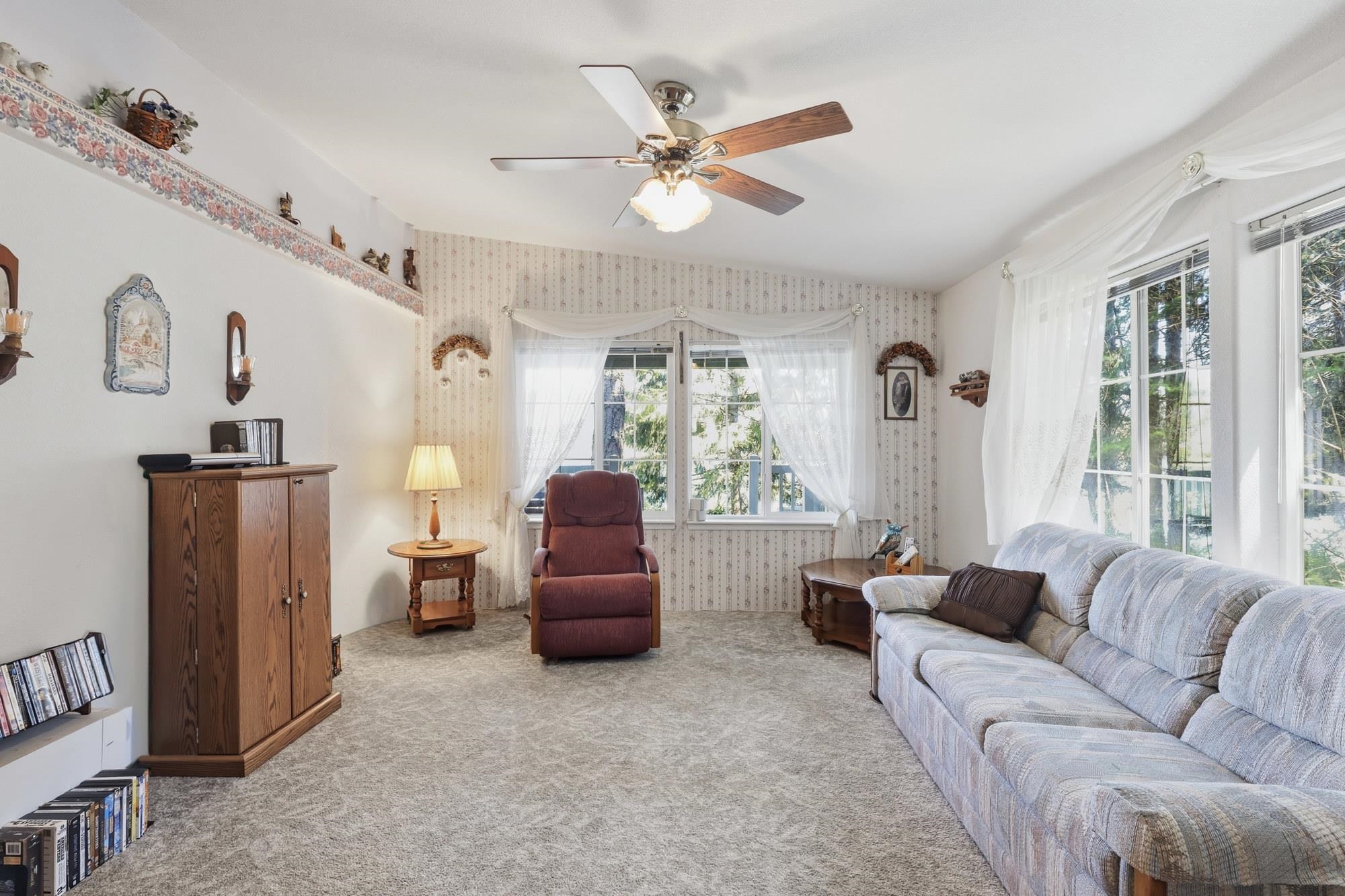 1182 Ashenfelter Rd - Photo 6