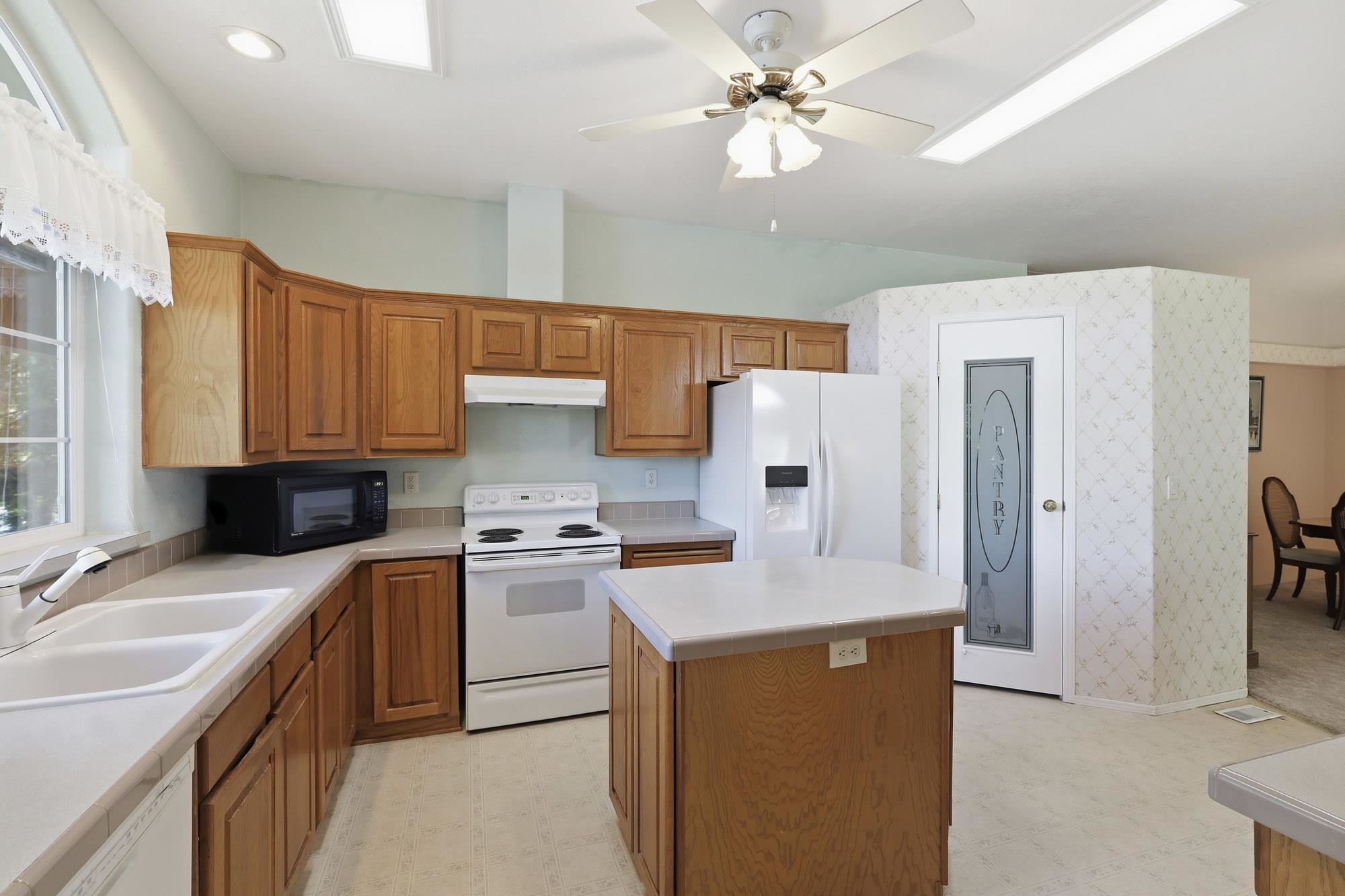 1182 Ashenfelter Rd - Photo 15