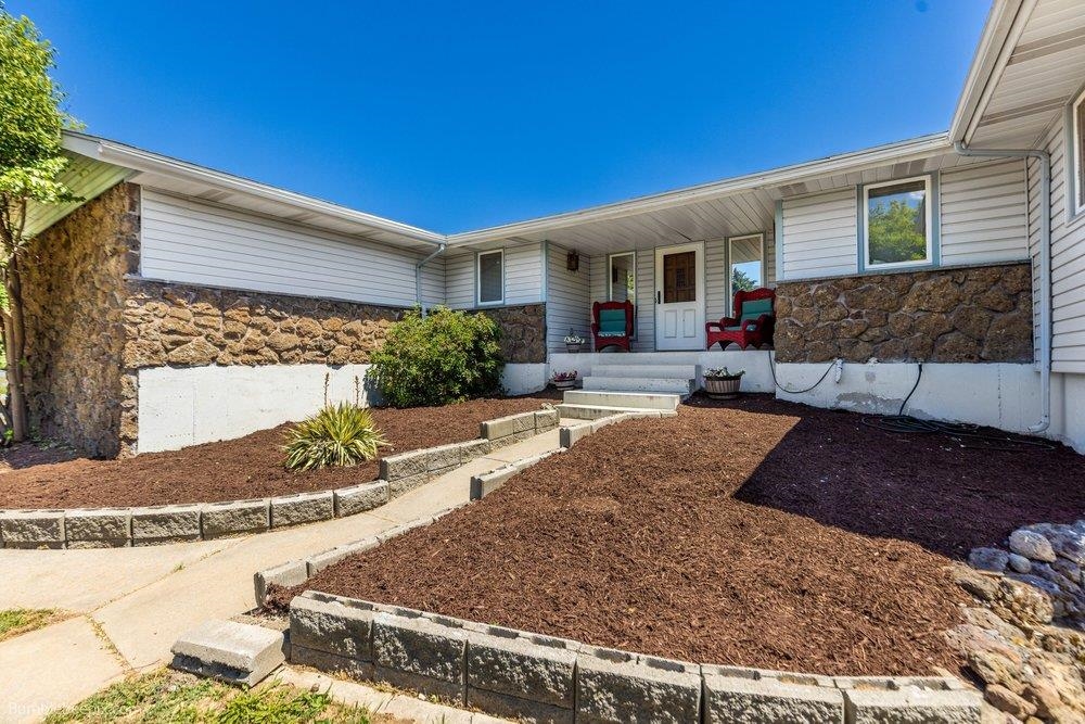 2105 W Borden Rd - Photo 2