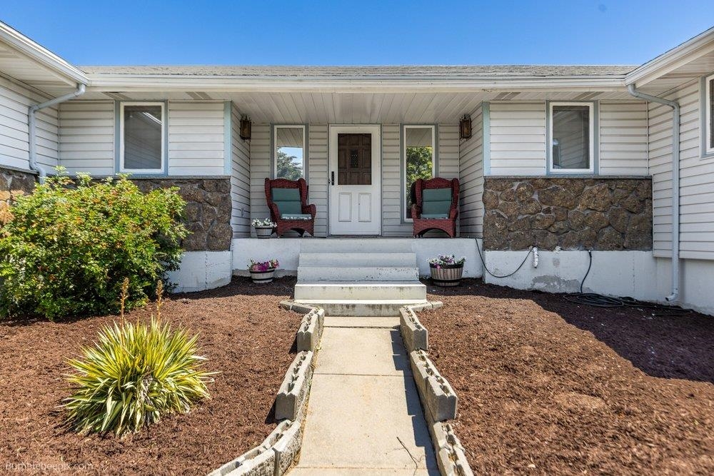 2105 W Borden Rd - Photo 3