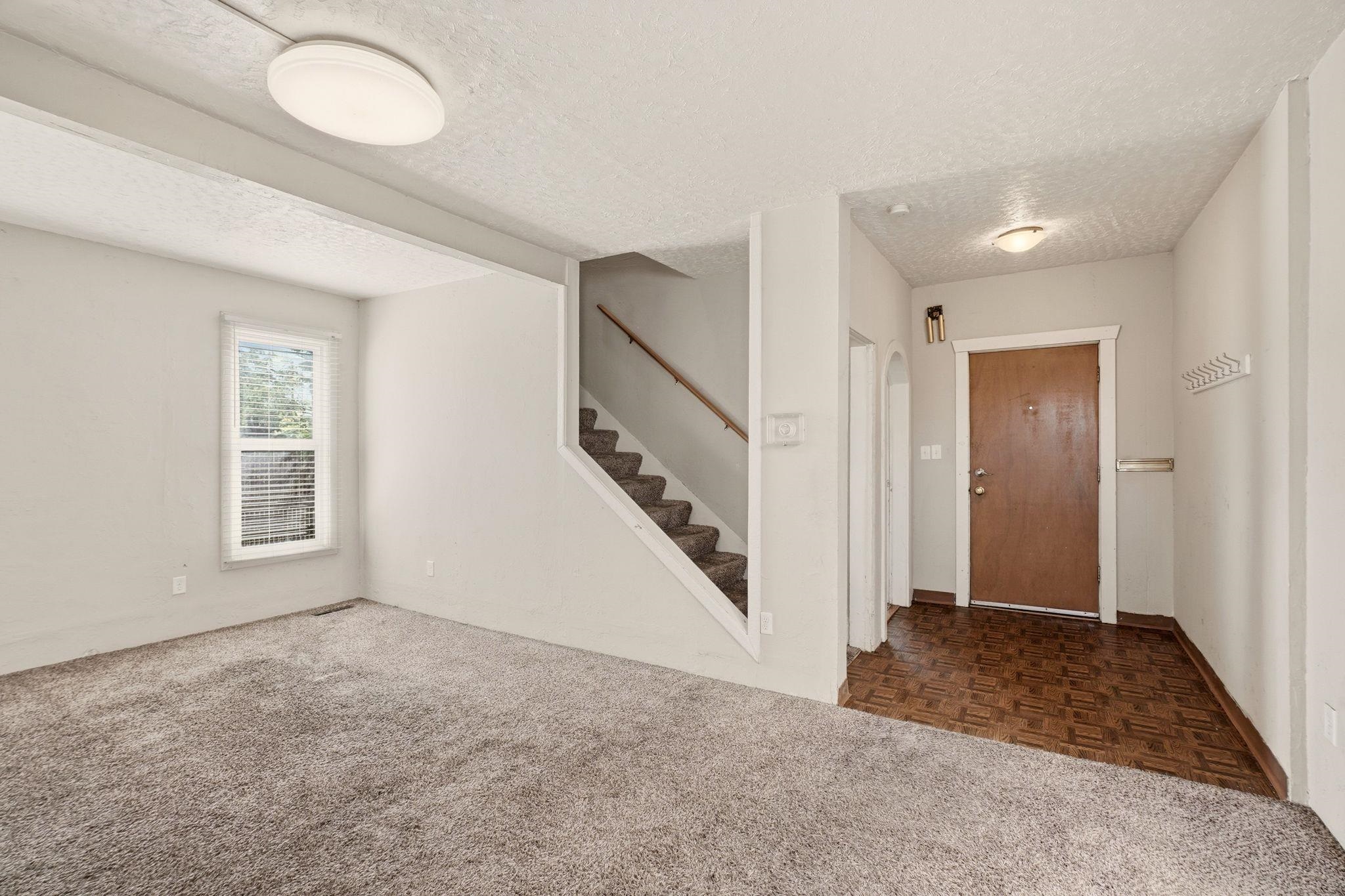 817 E Sinto Ave - Photo 3