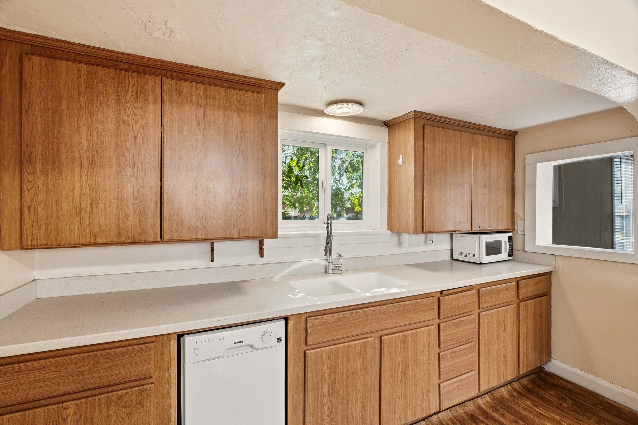 819 E Sinto Ave - Photo 6
