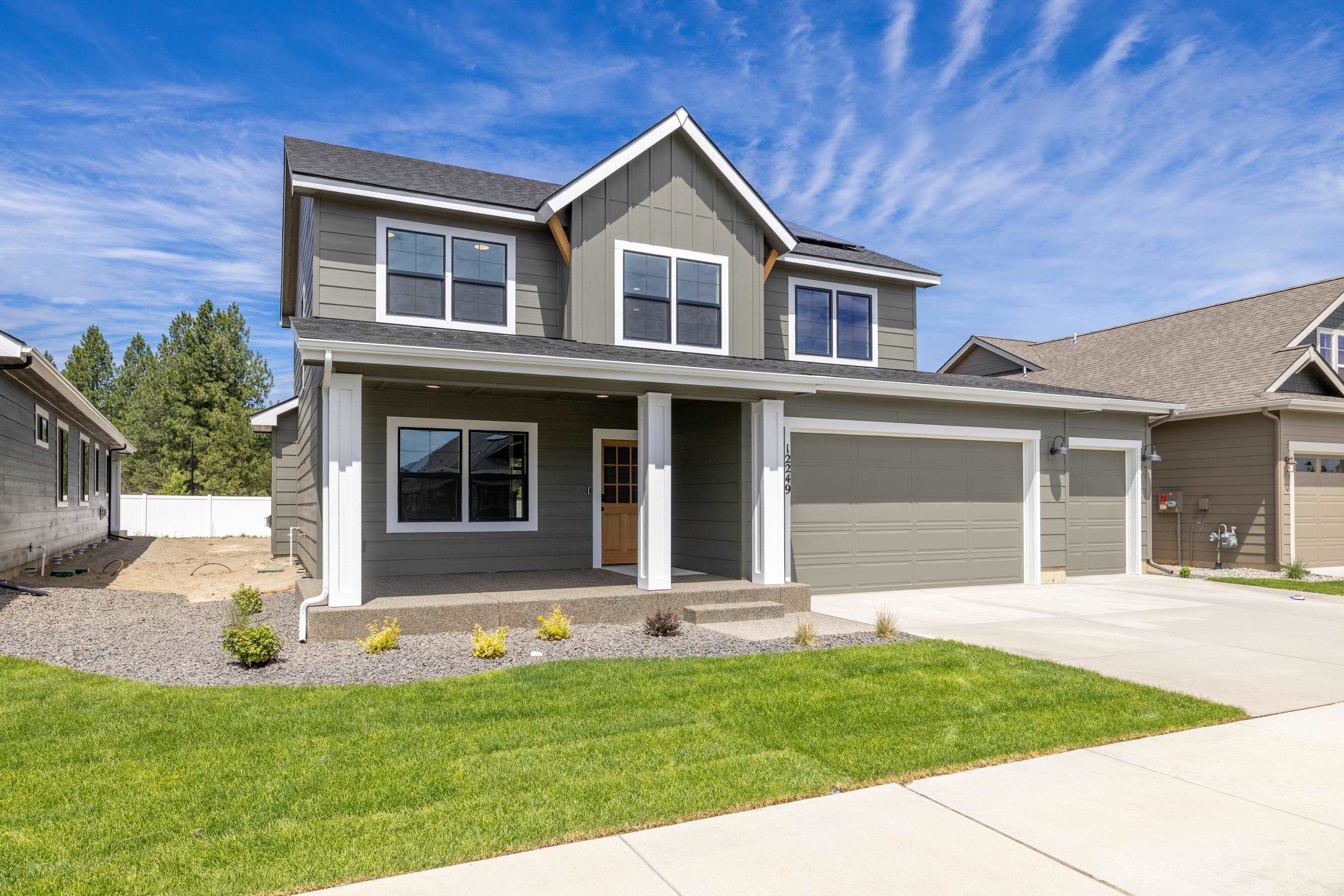 12249 N VALENCIA Ave - Photo 3