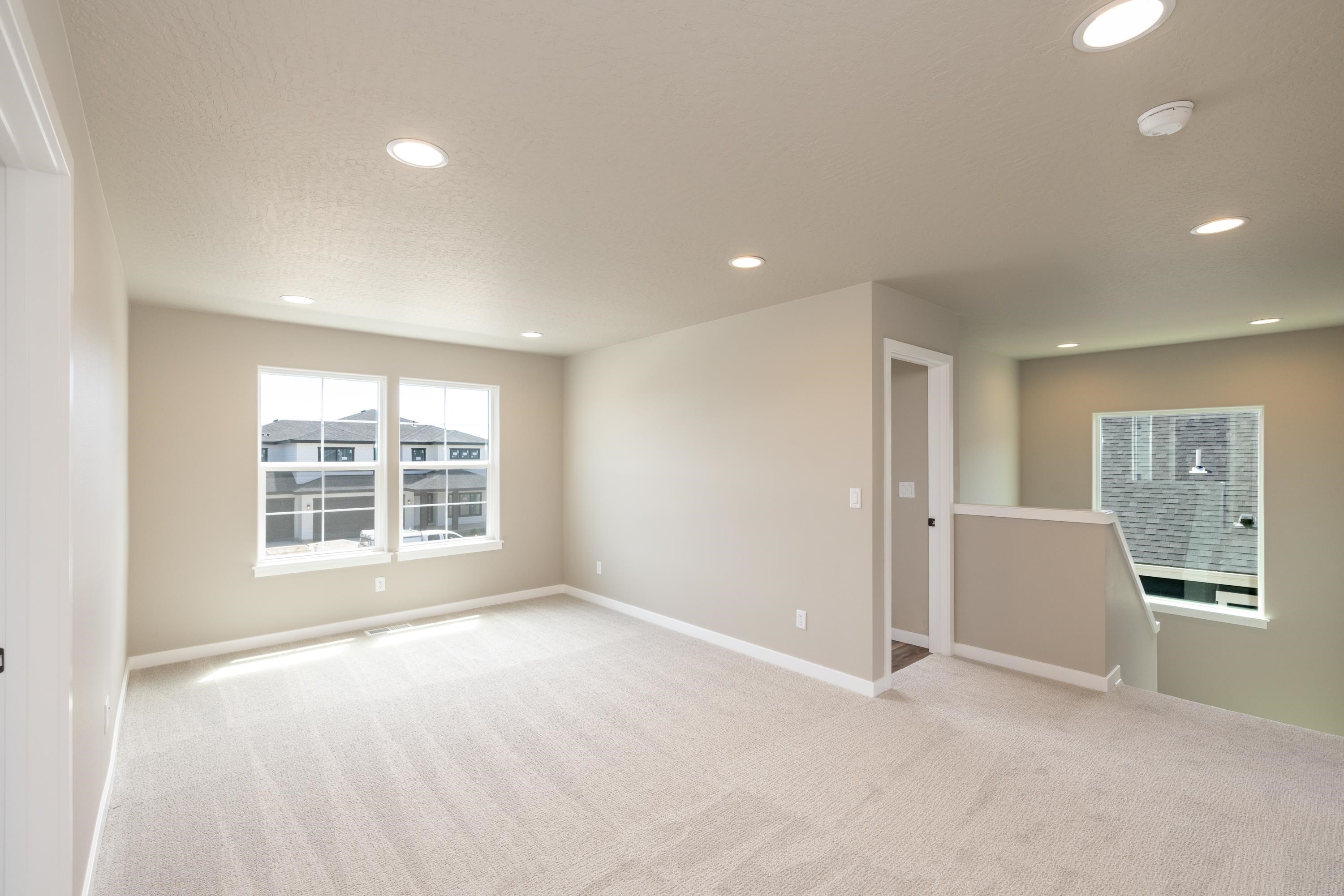 12249 N VALENCIA Ave - Photo 21
