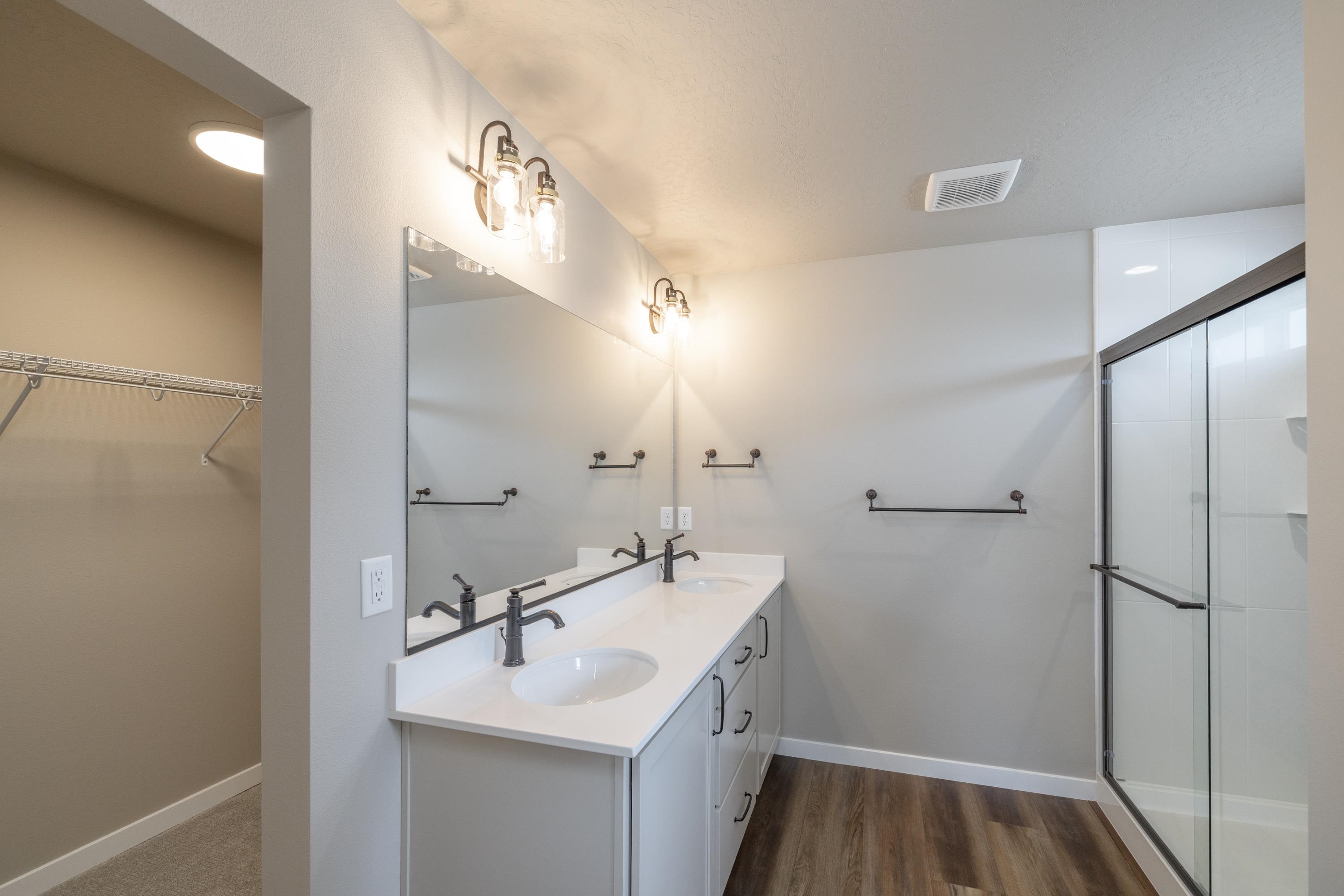 12249 N VALENCIA Ave - Photo 25
