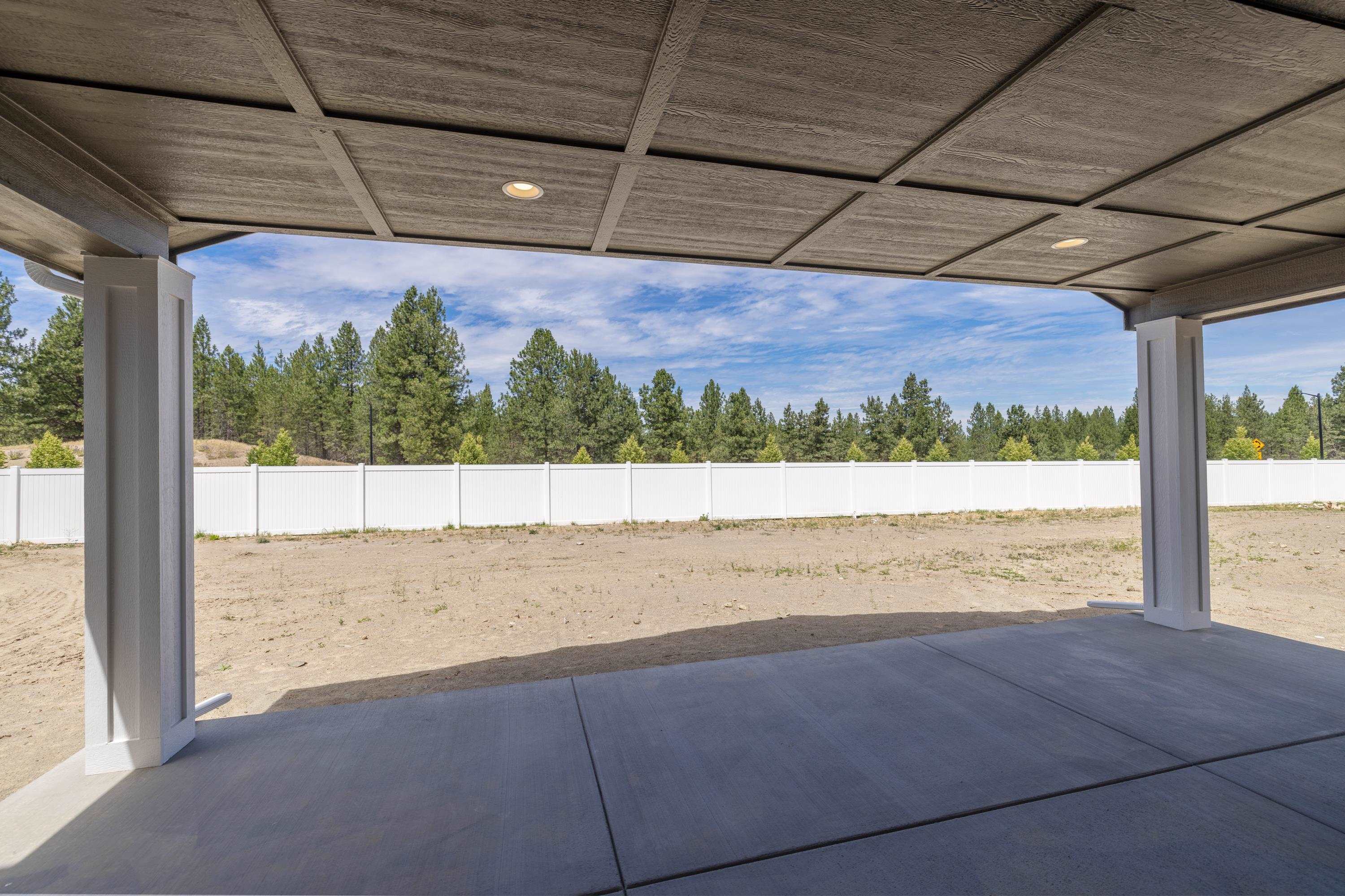 12249 N VALENCIA Ave - Photo 29