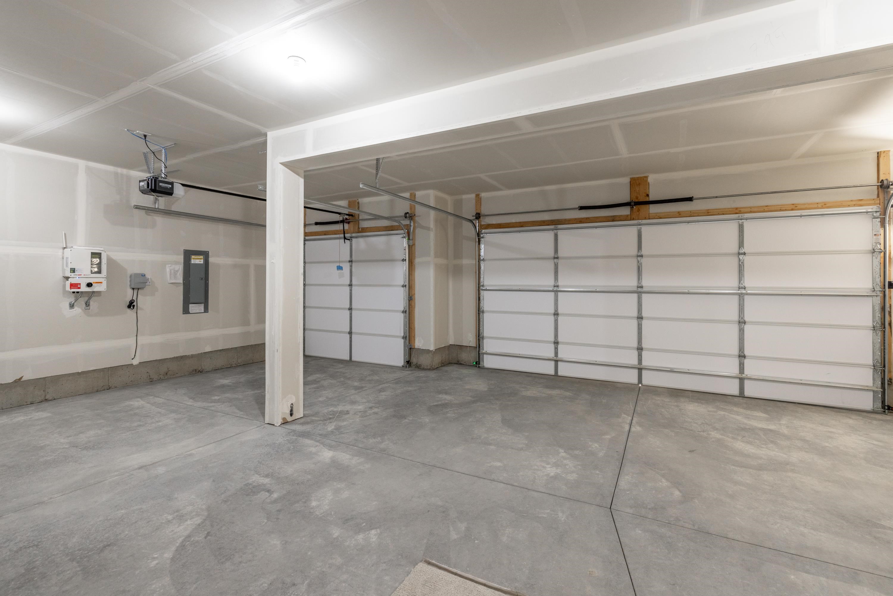 12249 N VALENCIA Ave - Photo 32