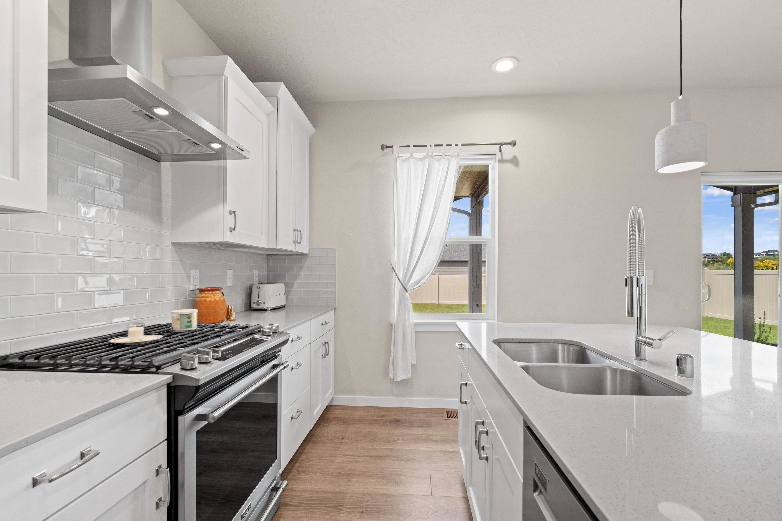 21367 E Acadia Ct - Photo 10