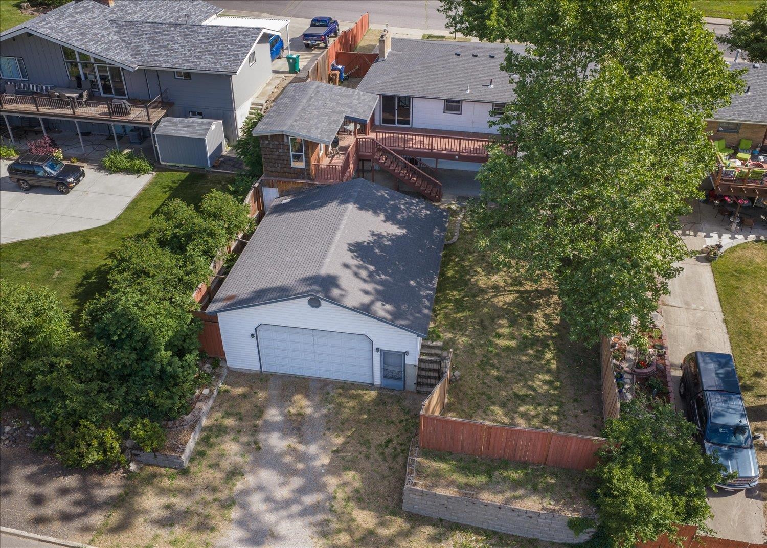 3703 E 18th Ave - Photo 3
