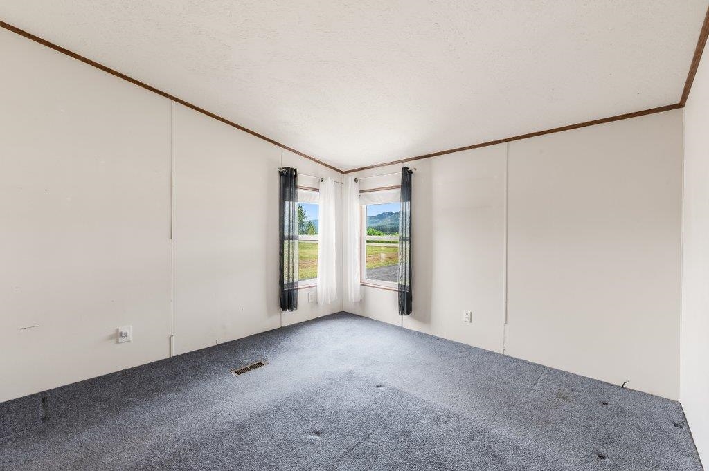 597 River Rd - Photo 10