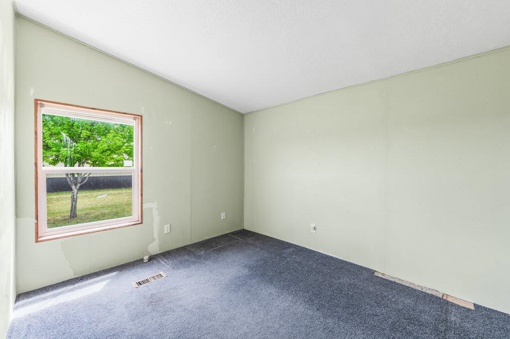 597 River Rd - Photo 14