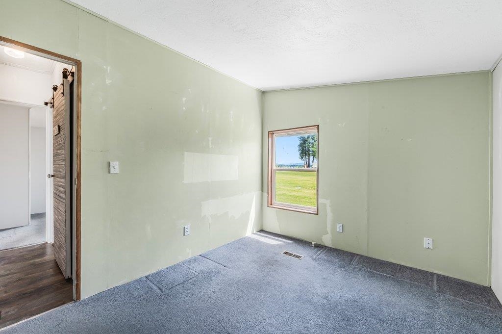 597 River Rd - Photo 15