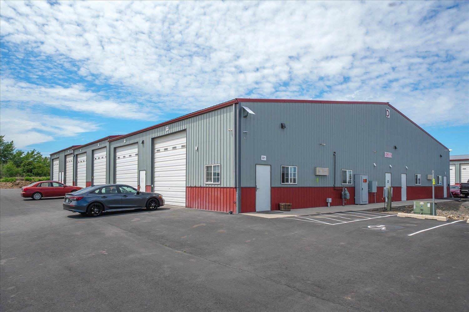 10915 W Fast Lane Rd - Photo 3
