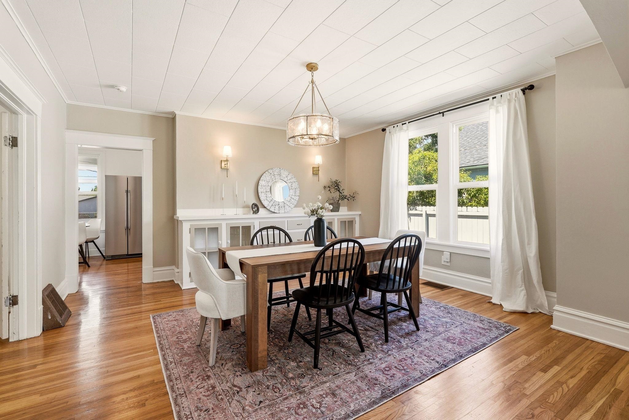 2413 N Stevens St - Photo 3