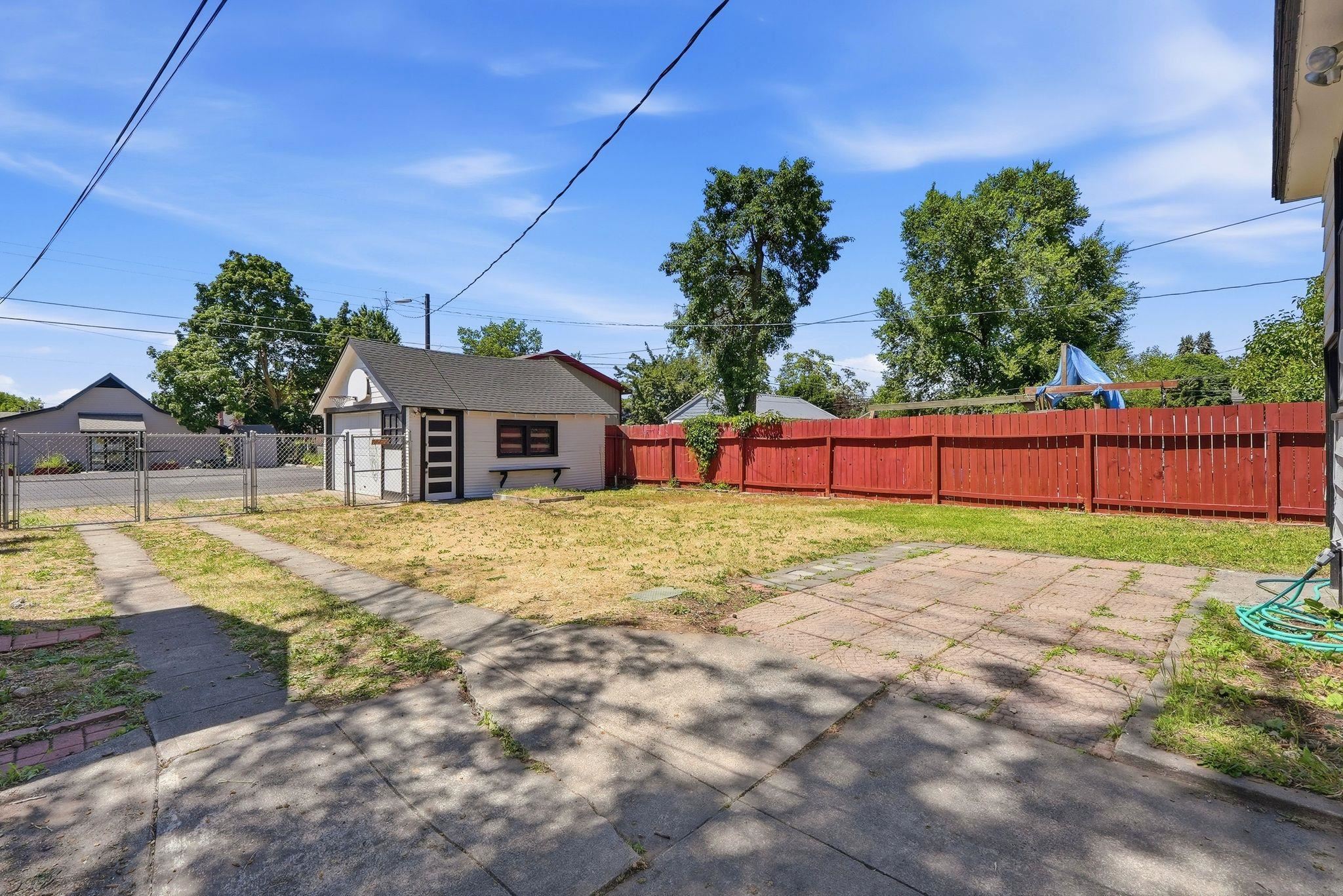 2413 N Stevens St - Photo 28