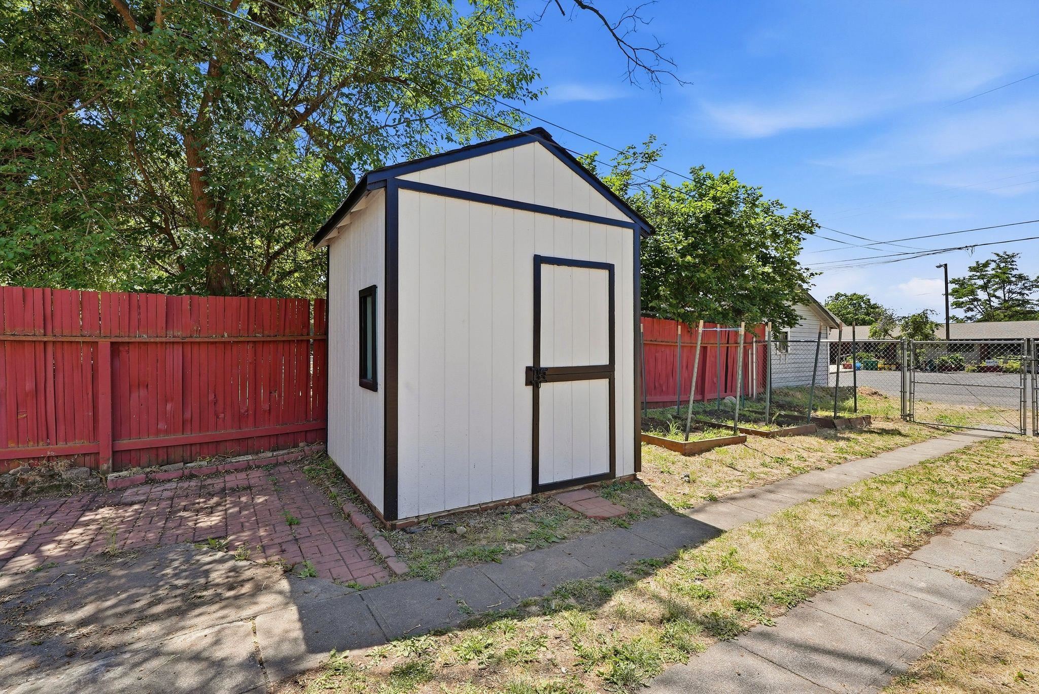 2413 N Stevens St - Photo 29