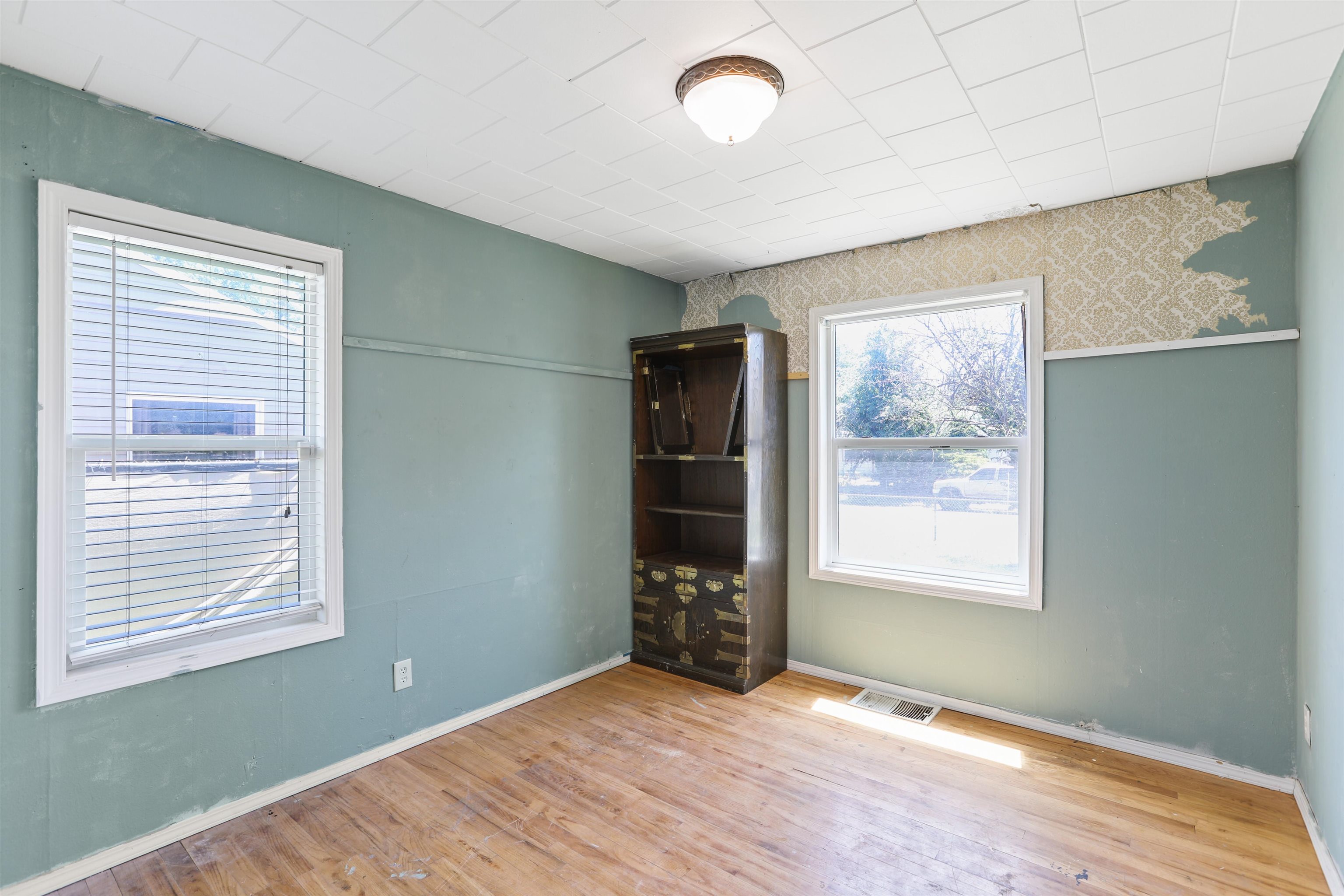 923 E Nebraska Ave - Photo 14