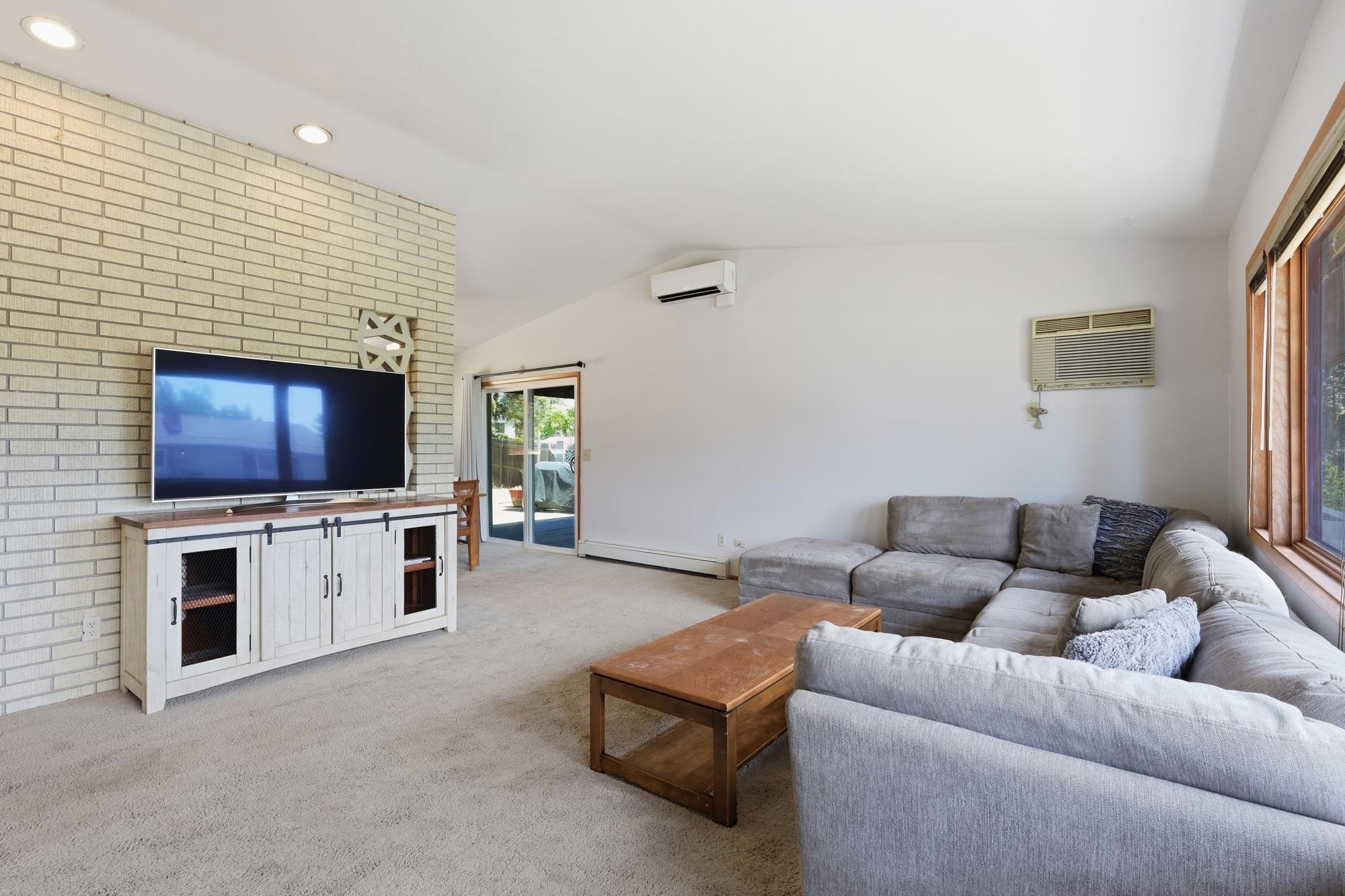 6518 N Drumheller St - Photo 3