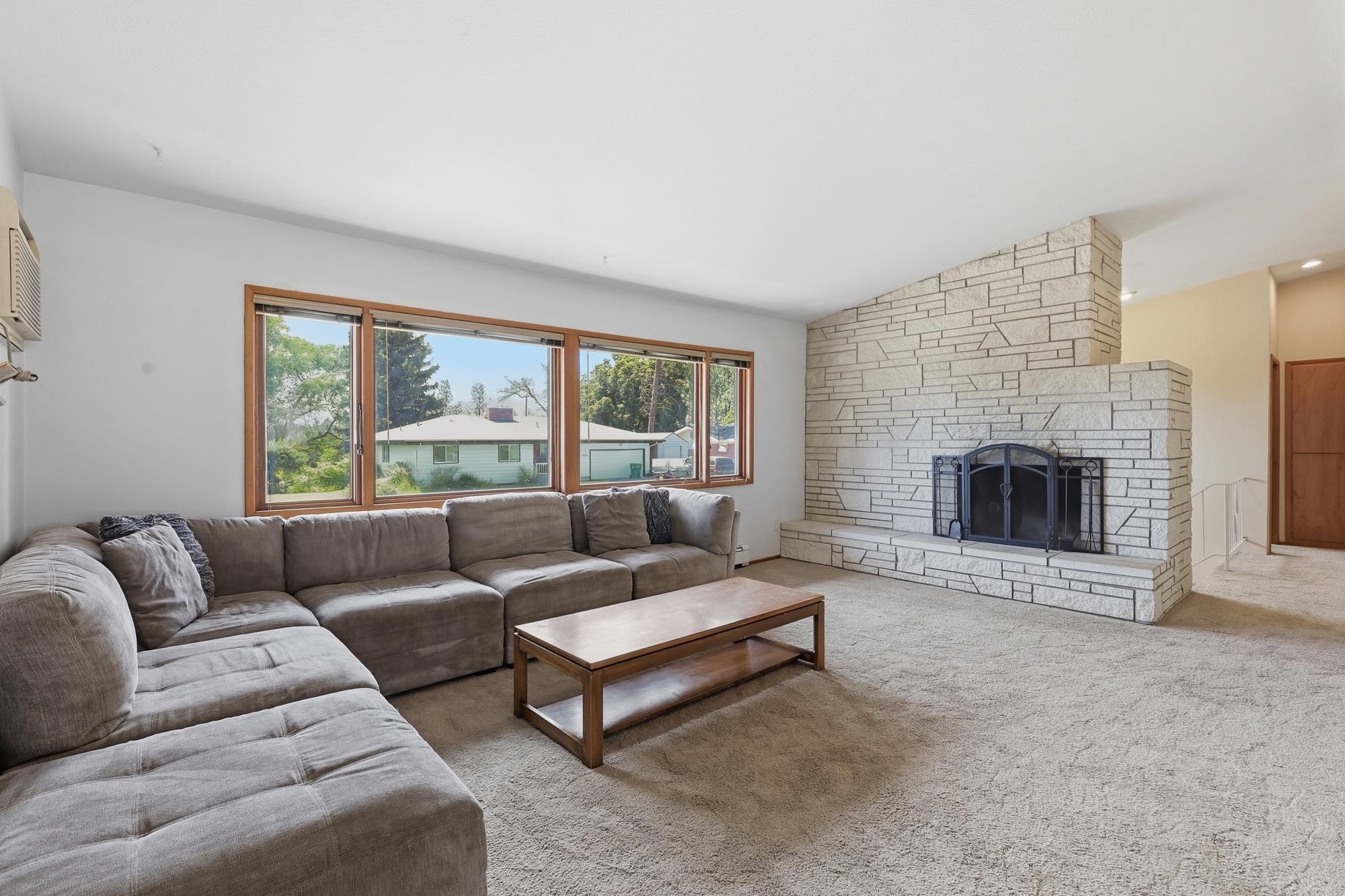 6518 N Drumheller St - Photo 4