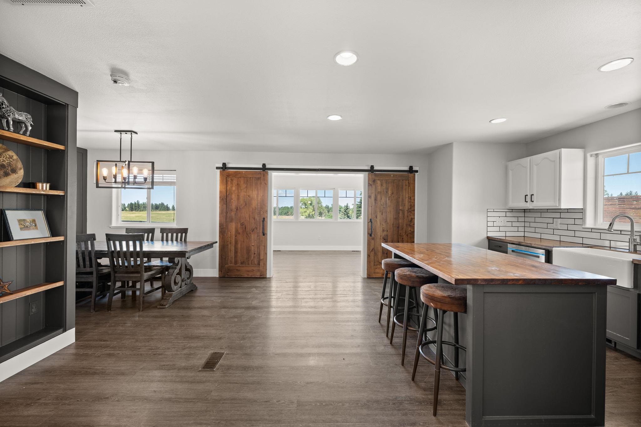 7706 E Bigelow Gulch Rd - Photo 10