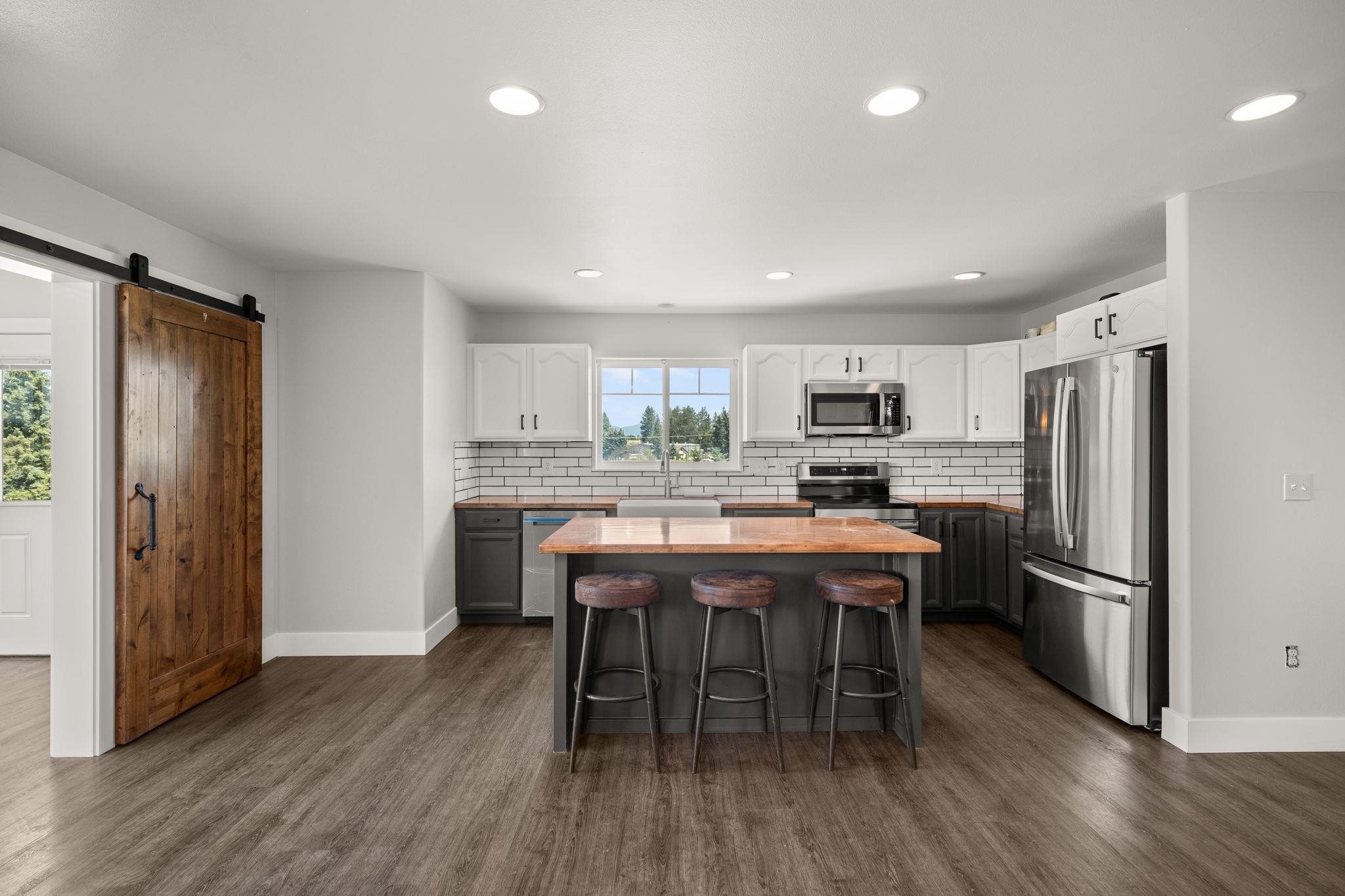 7706 E Bigelow Gulch Rd - Photo 12